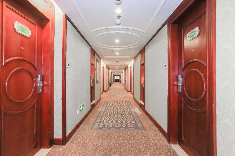 Vienna Hotel Nanchang Railway Staion Buitenkant foto